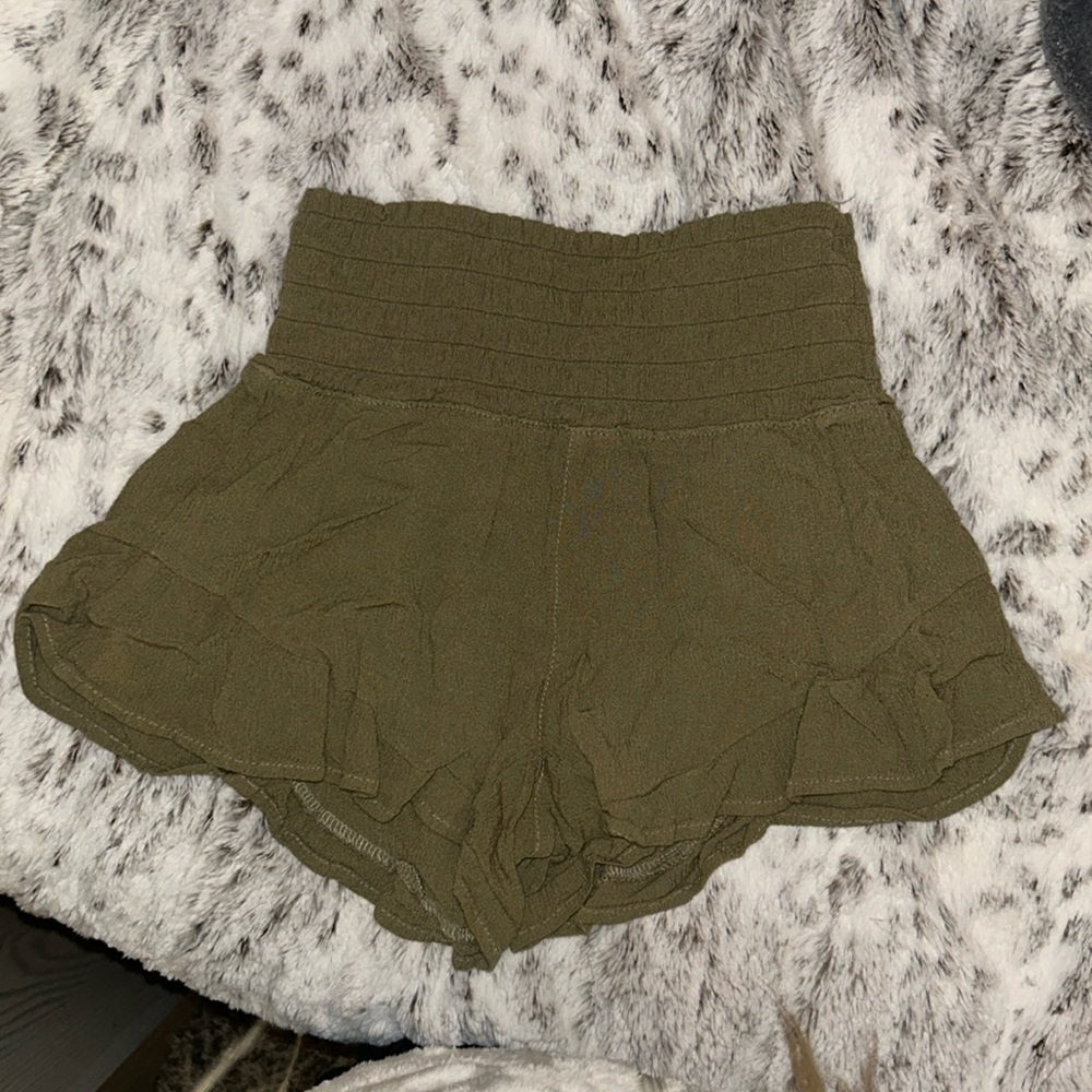 Olive Green Highwasted Summer Shorts